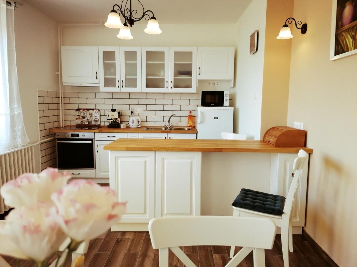Elisoria Apartments 체르젝토마 외부 사진