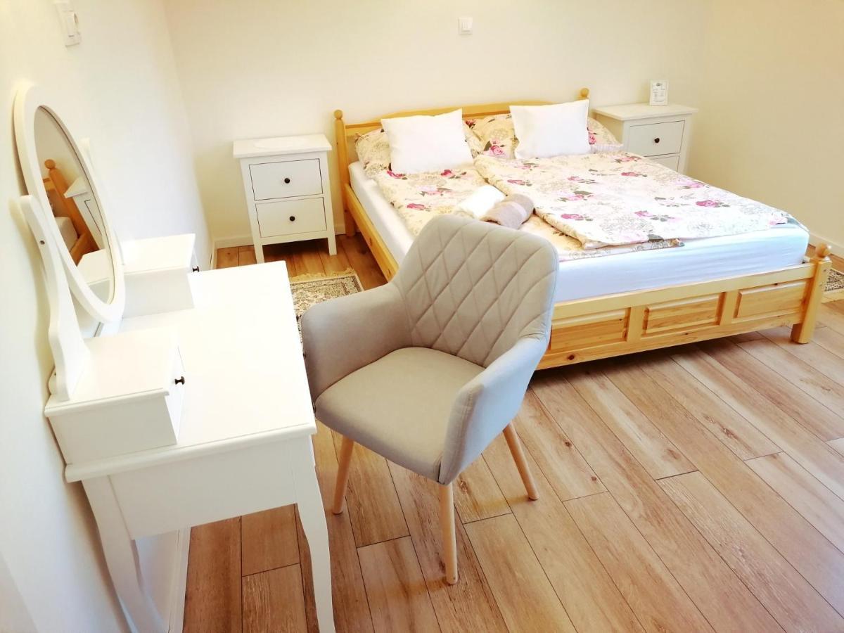 Elisoria Apartments 체르젝토마 외부 사진